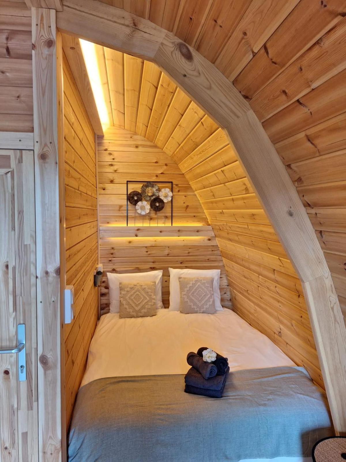 Vila Bastardo Glamping Pod Hotel Синтра Екстериор снимка
